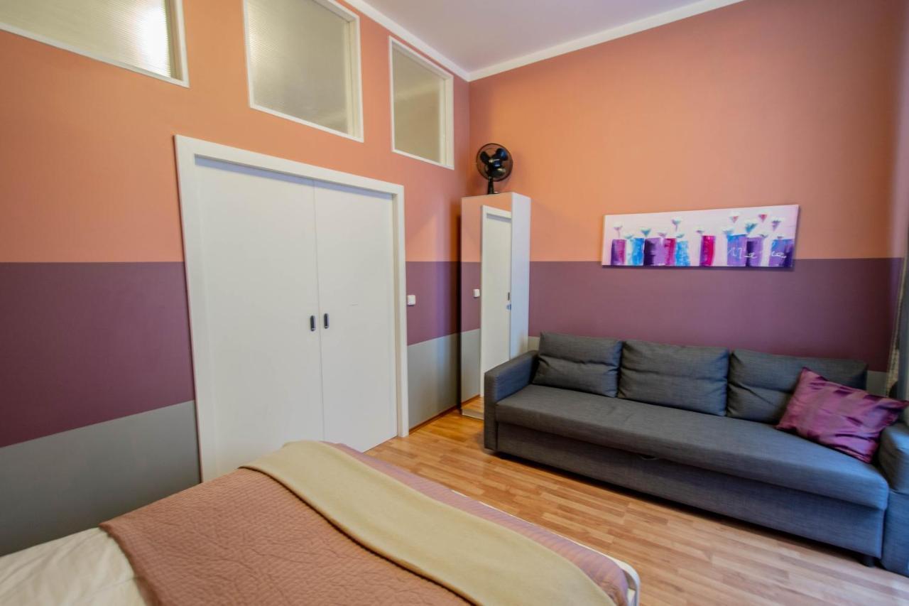 Ruzova Apartment By Ruterra Prága Kültér fotó