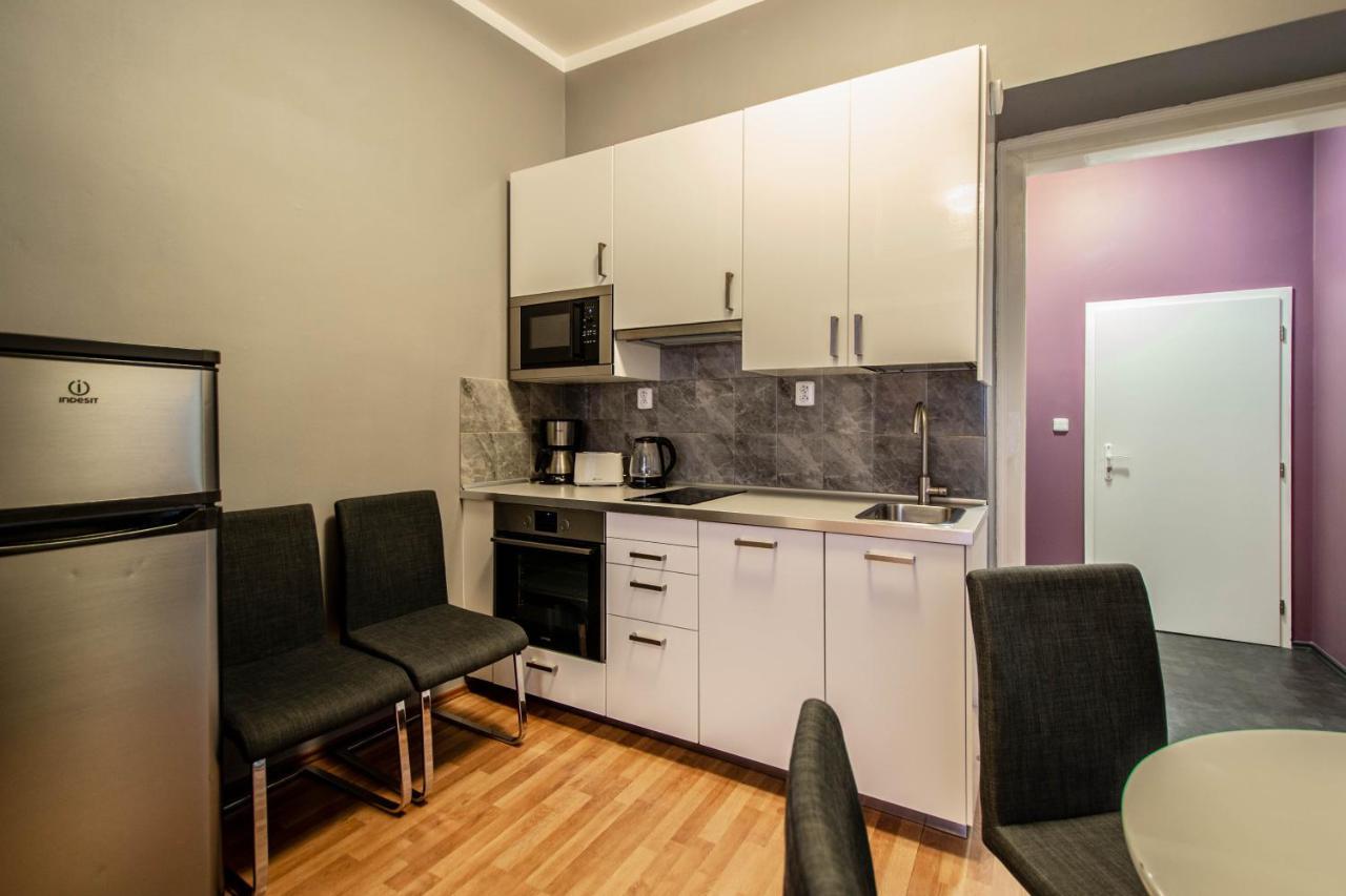 Ruzova Apartment By Ruterra Prága Kültér fotó